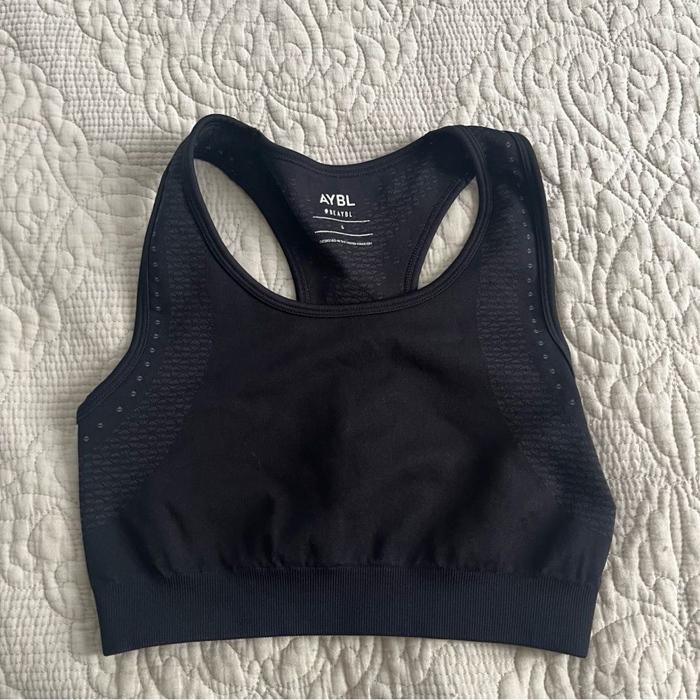 AYBL sport bra size small